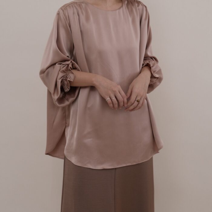 Satin Shoulder Pleat Blouse in Dusty Pink
