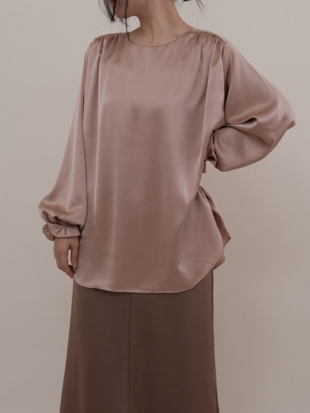 Satin Shoulder Pleat Blouse in Dusty Pink - Image 5
