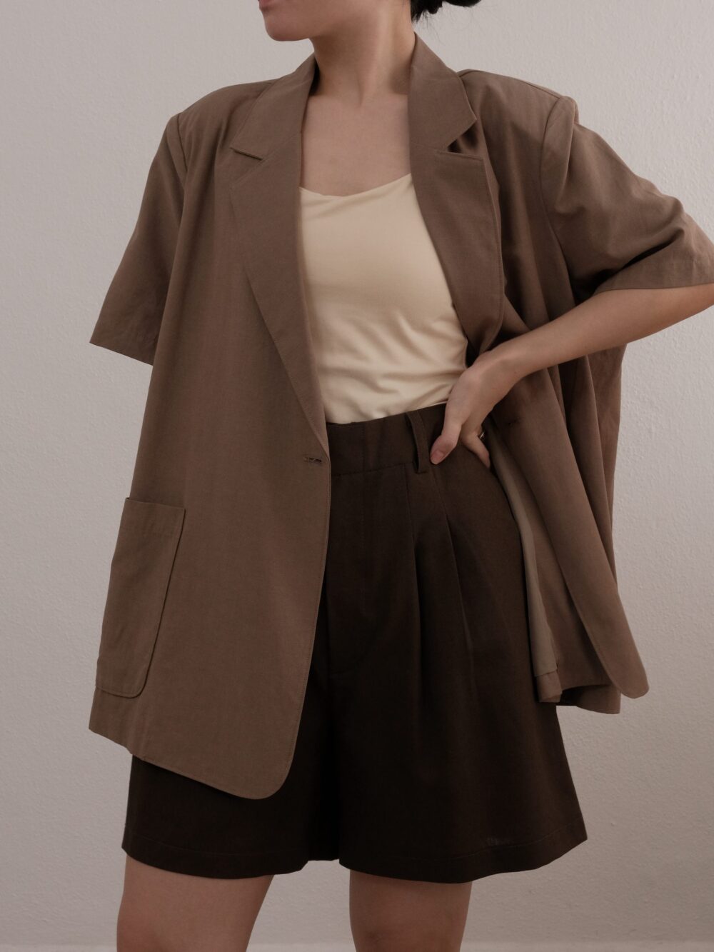Linen Back Rubber Shorts - Image 3