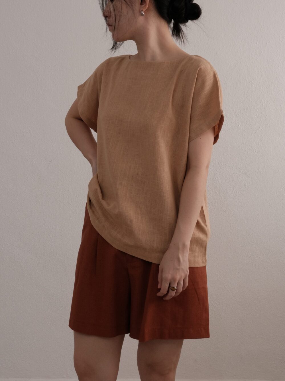 Linen Back Rubber Shorts - Image 7
