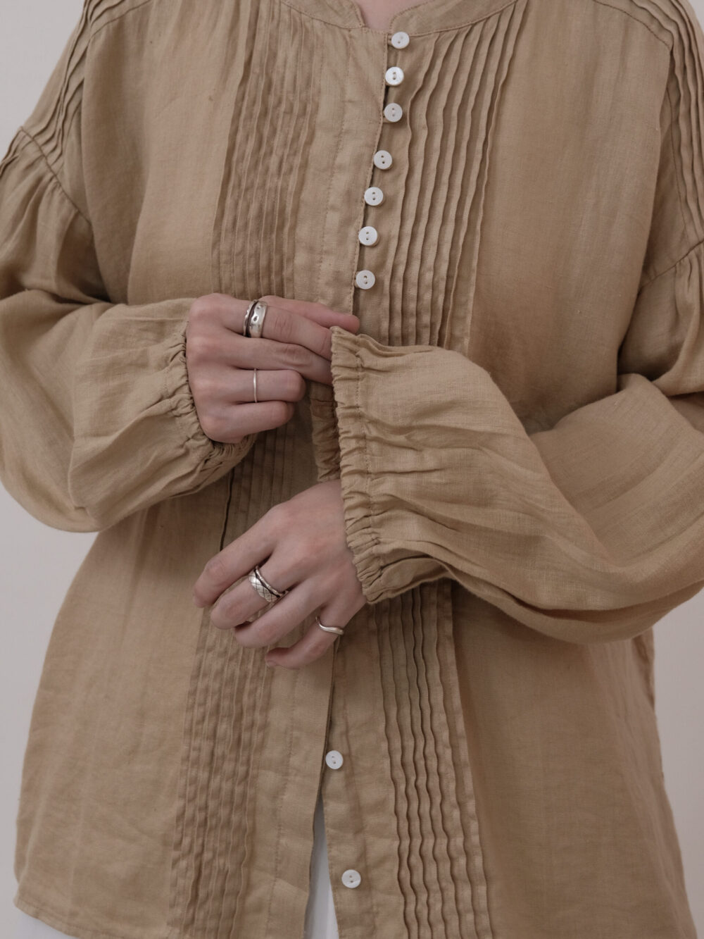 Ramie Pleating Blouse - Image 5