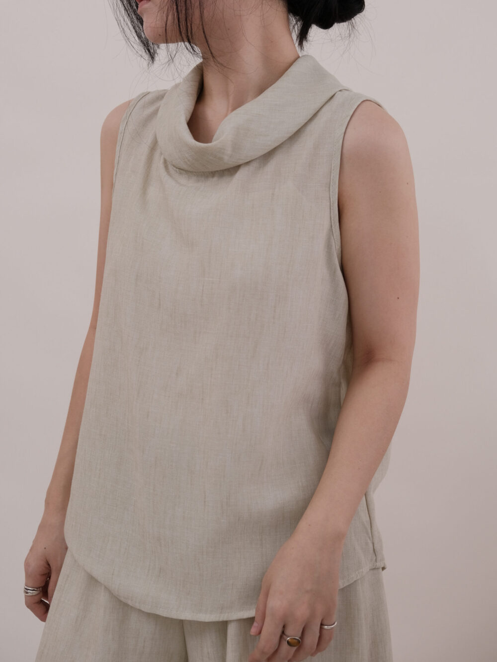 Airflow Sleeveless Tank - Image 2