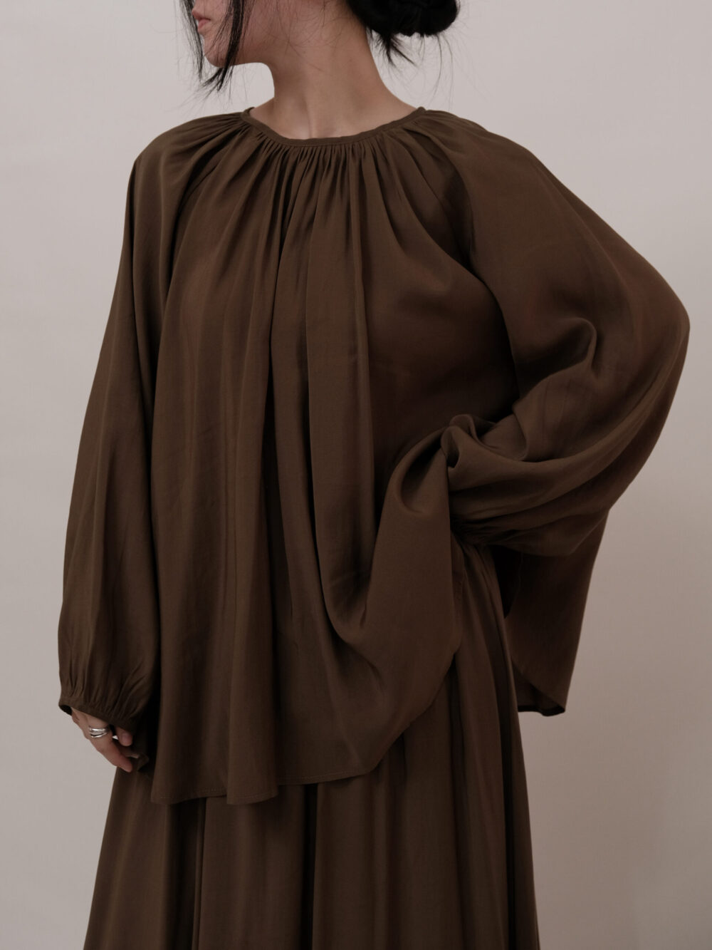 Tencel Two-Ways Blouse - Image 7