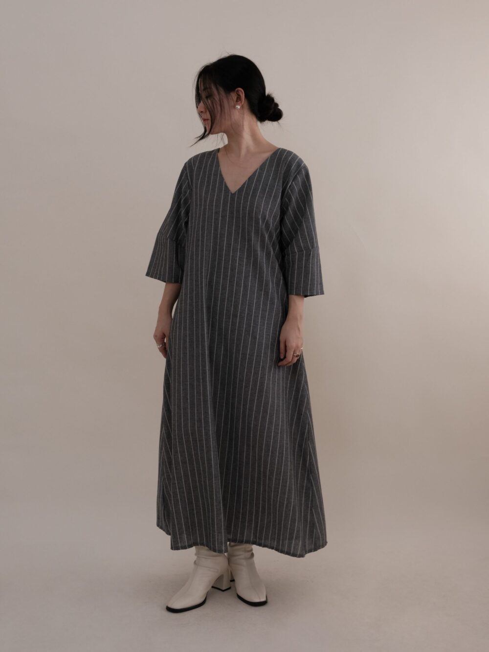 Linen V-Neck Dress in Carbon Grey