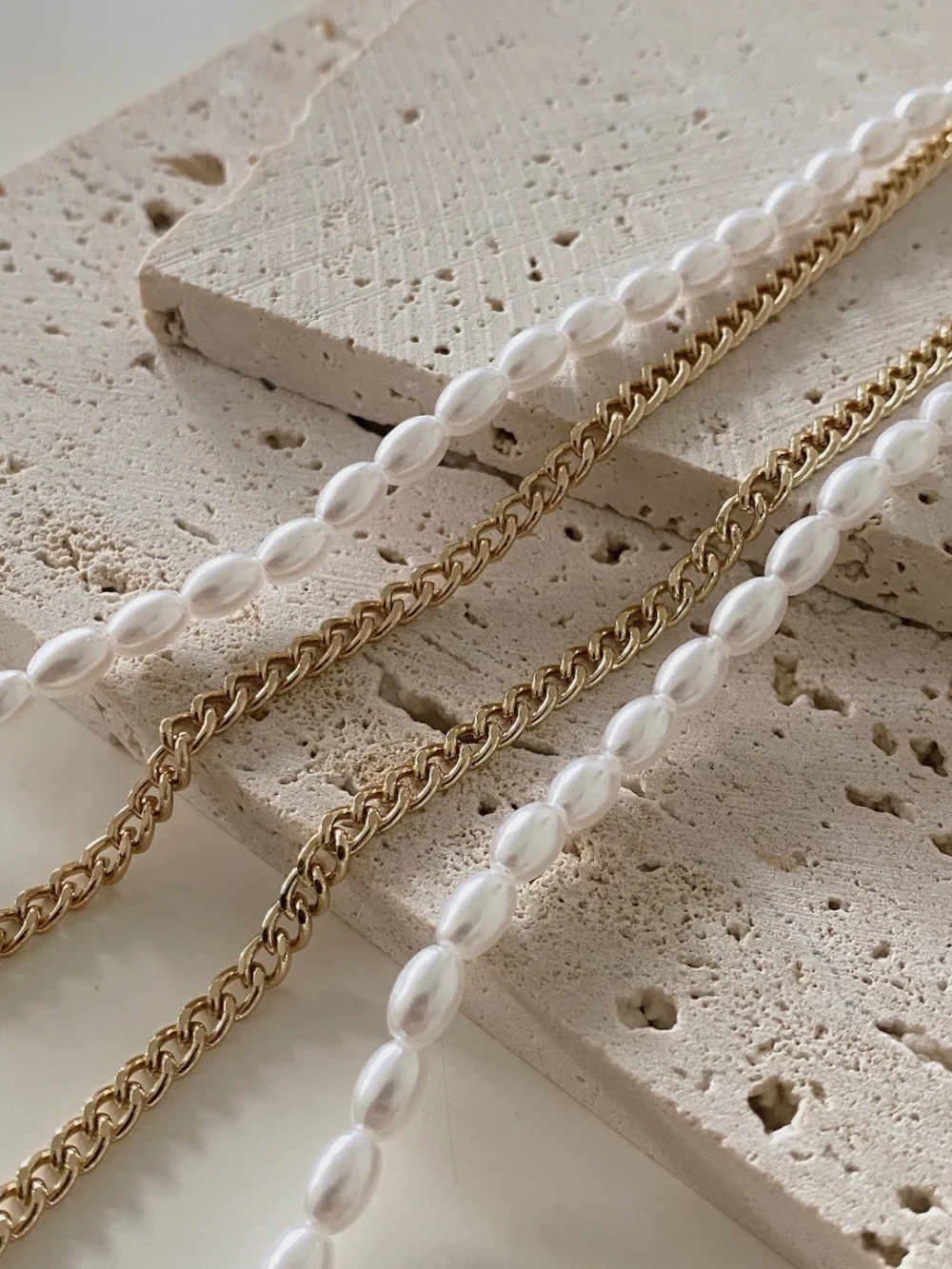 Pearl Chain Double Layer Necklace - Image 4