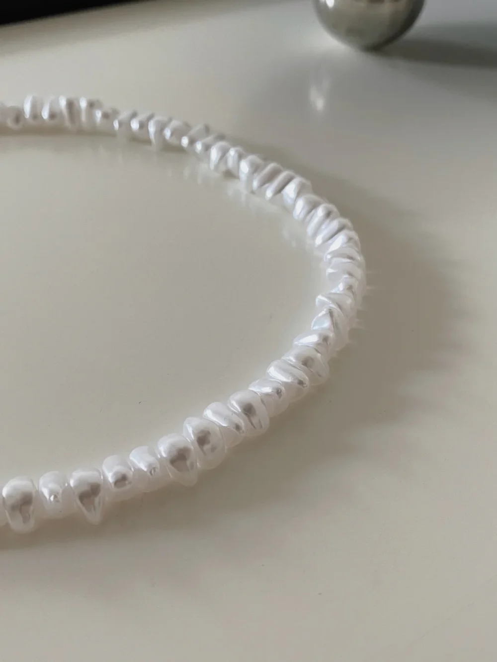 Baroque Magnetic Necklace - Image 2
